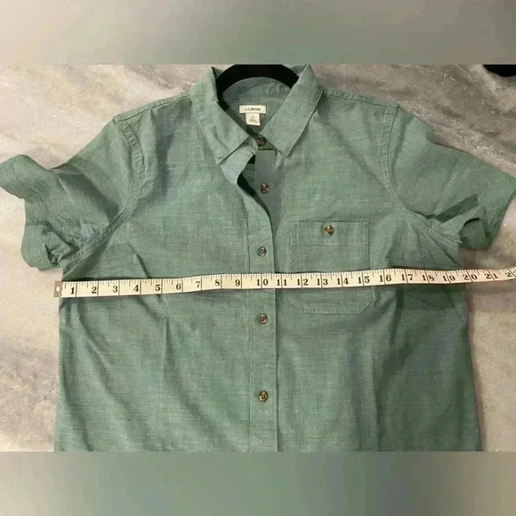 NWOT L.L. Bean Women’s Sage Green Stretch Cotton Short Sleeve Button Down - Picture 8 of 8